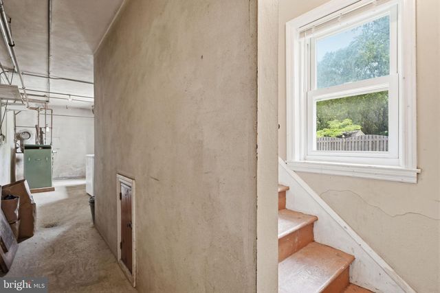 107 E MAIN ST, Pottstown, PA 19465