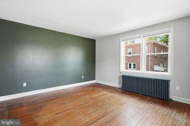 107 E MAIN ST, Pottstown, PA 19465