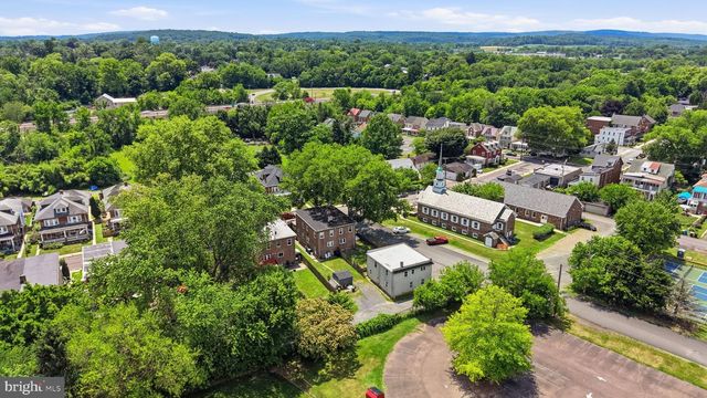 107 E MAIN ST, Pottstown, PA 19465