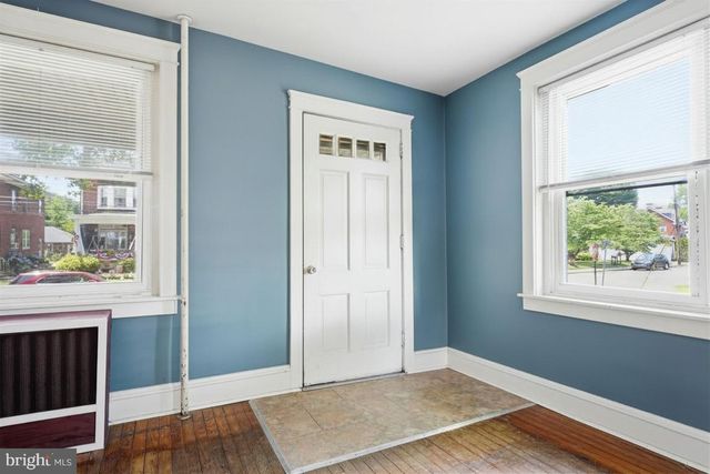 107 E MAIN ST, Pottstown, PA 19465