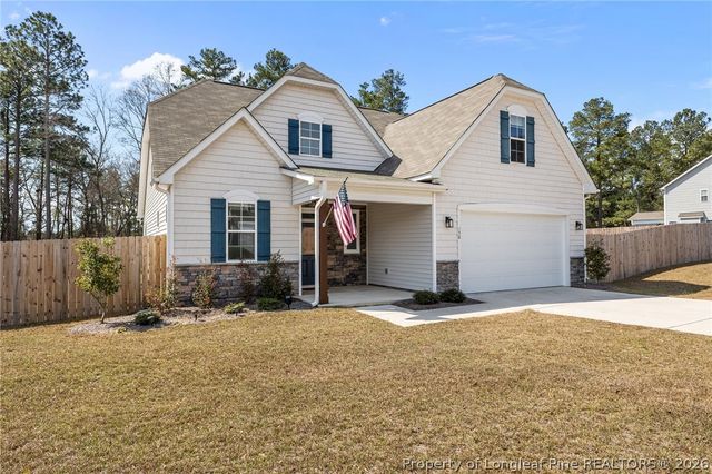 158 Woodsrun Street, Raeford, NC 28376