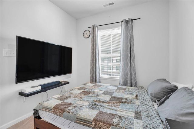 7 HAMILTON COURT, Pennsauken, NJ 08110