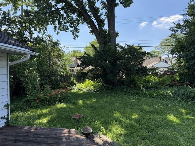 1810 Holland Street, Birmingham, MI 48009