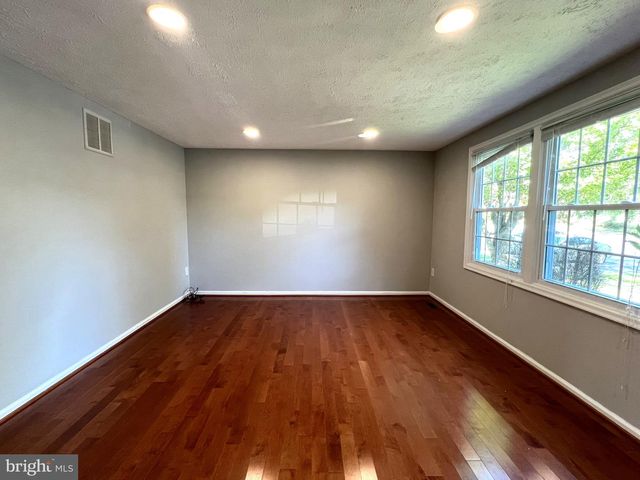 11020 OUTPOST DR, Gaithersburg, MD 20878
