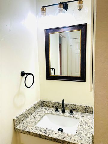 3602 Garrettsville Drive, Pearland, TX 77584