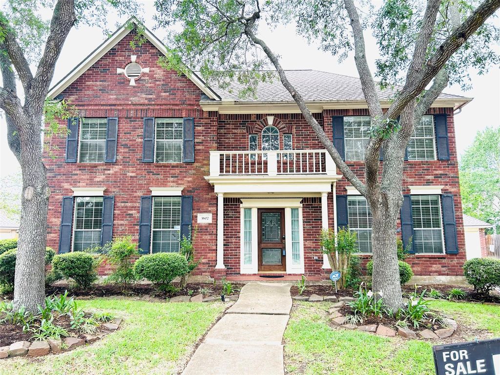 3602 Garrettsville Drive, Pearland, TX 77584