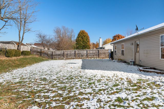 7281 Woodside Drive, Avon, IN 46123