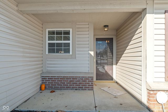 7281 Woodside Drive, Avon, IN 46123