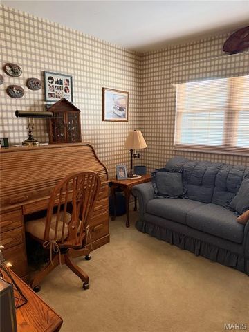 465 Burncoate Drive, Mehlville, MO 63129