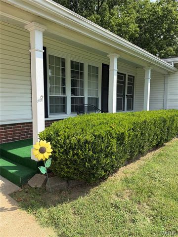 465 Burncoate Drive, Mehlville, MO 63129
