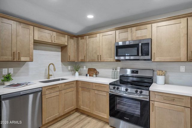 10418 E ALBANY Street, Apache Junction, AZ 85120