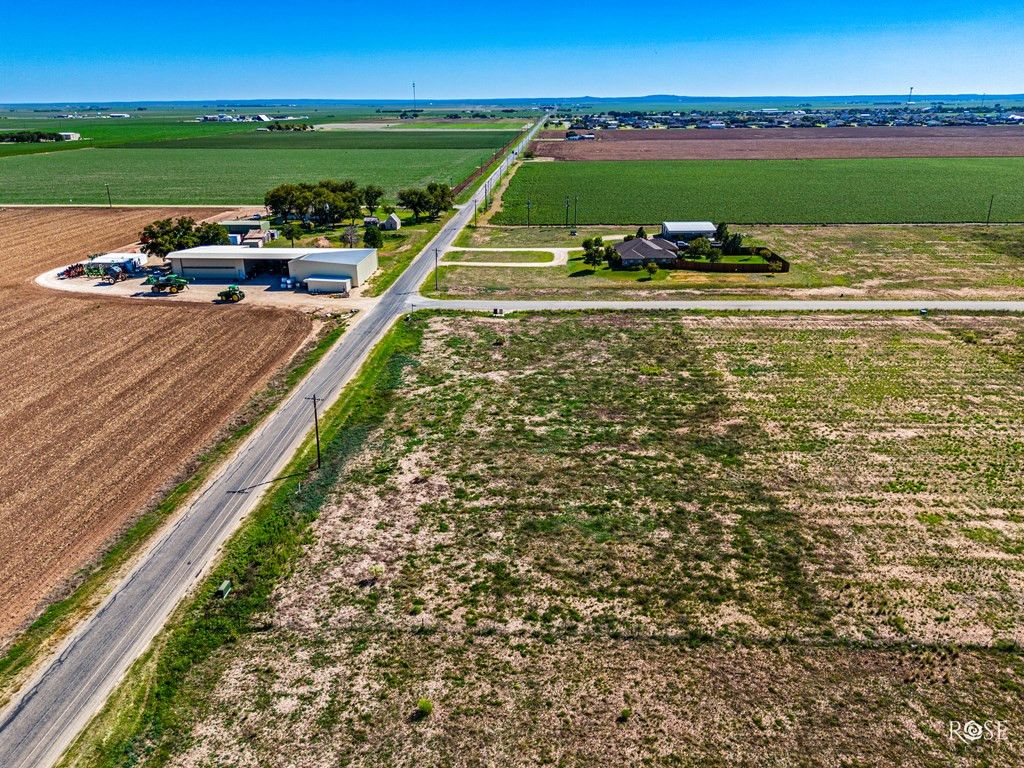 Image 12 of property listing at 8716 Chad Road, Wall, TX 76957