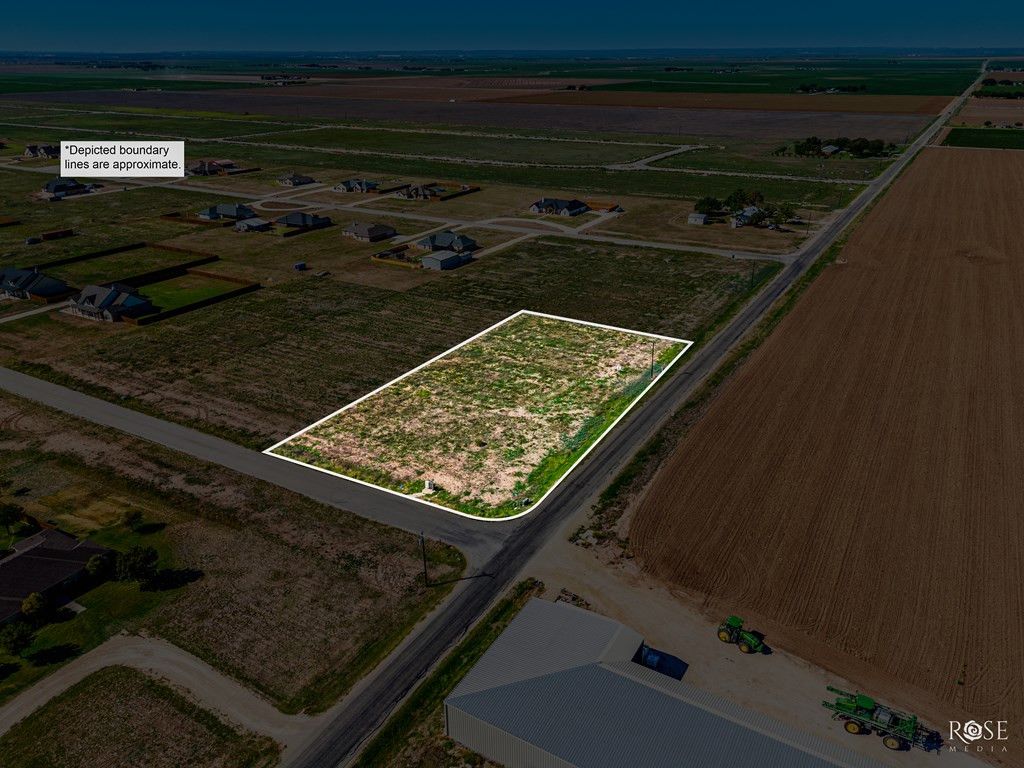 Image 5 of property listing at 8716 Chad Road, Wall, TX 76957