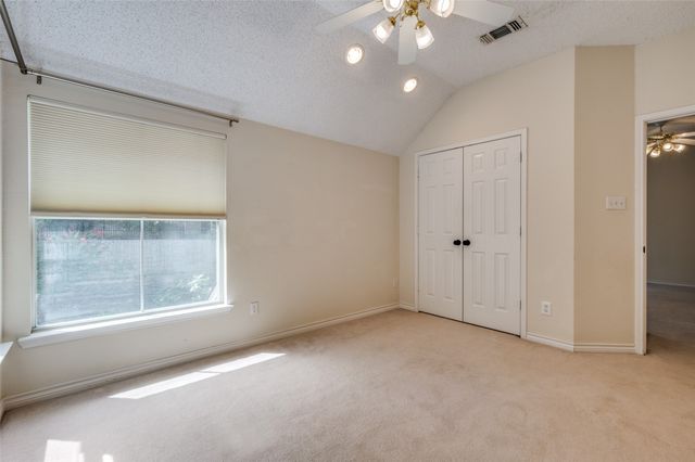 2106 Post Oak Court, Corinth, TX 76210