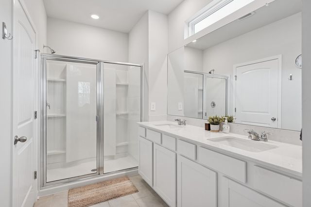 7258 Lang Ave, White House, TN 37188