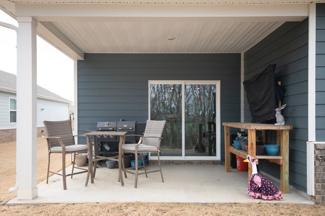 7258 Lang Ave, White House, TN 37188