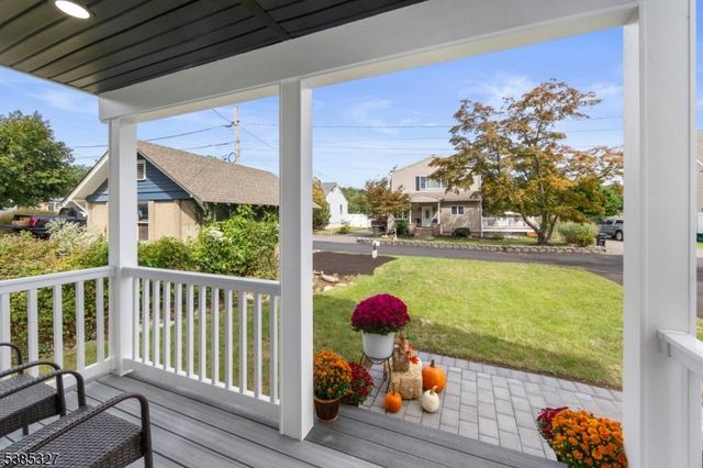 78 Maple Ln, Wayne Twp., NJ 07470