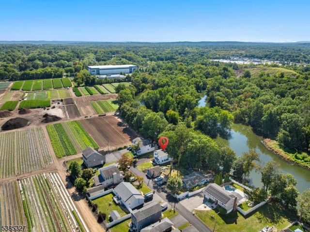 78 Maple Ln, Wayne Twp., NJ 07470