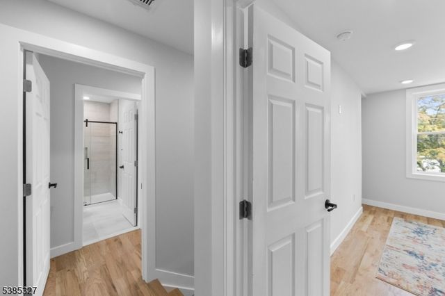 78 Maple Ln, Wayne Twp., NJ 07470