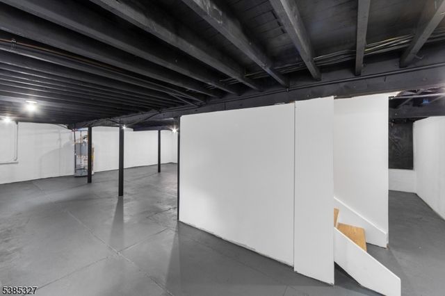 78 Maple Ln, Wayne Twp., NJ 07470