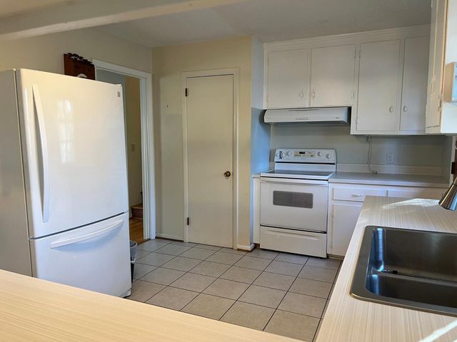 708 Austin Avenue, Cary, NC 27511