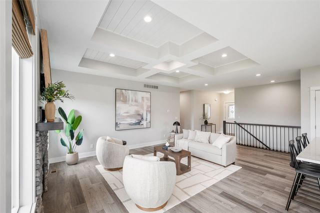 2316 NW 40th Street, Ankeny, IA 50023