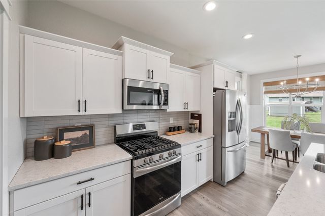 2316 NW 40th Street, Ankeny, IA 50023
