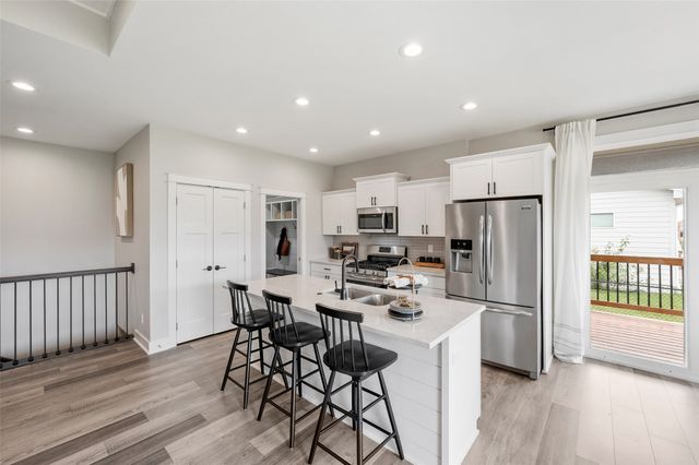 2316 NW 40th Street, Ankeny, IA 50023