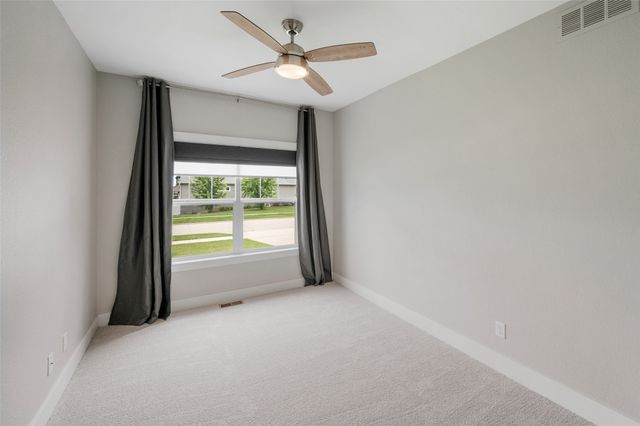 2316 NW 40th Street, Ankeny, IA 50023