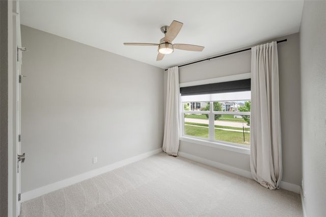 2316 NW 40th Street, Ankeny, IA 50023