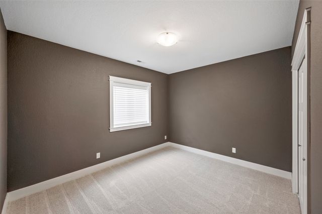 2316 NW 40th Street, Ankeny, IA 50023
