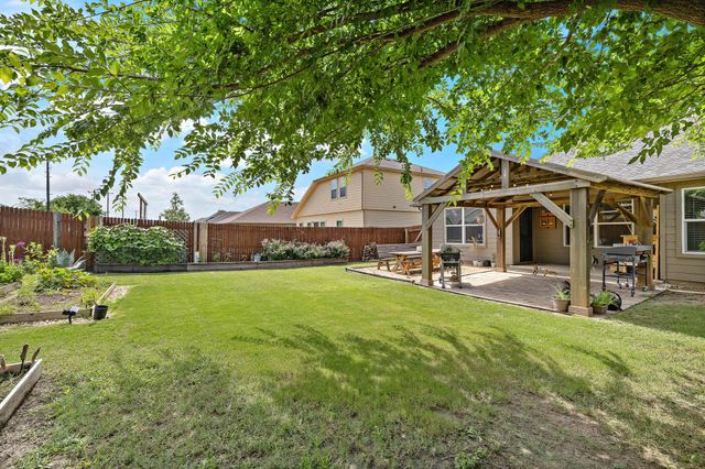 413 Luna Vista DR, Hutto, TX 78634