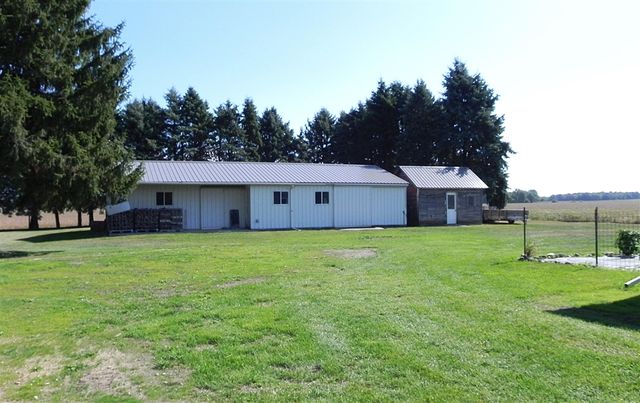 31765 M-60, Leonidas, MI 49066