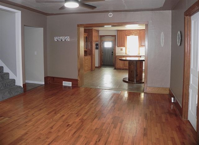 31765 M-60, Leonidas, MI 49066