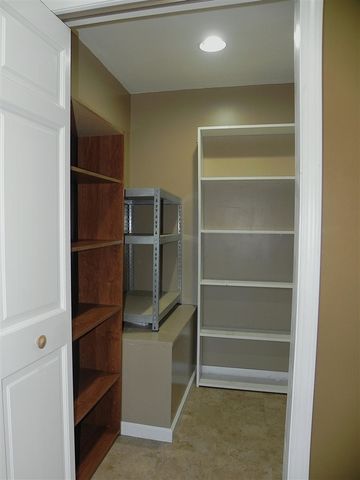 31765 M-60, Leonidas, MI 49066