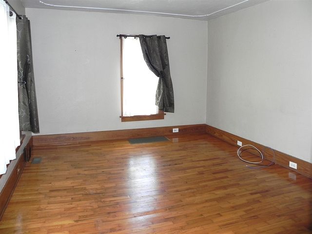 31765 M-60, Leonidas, MI 49066