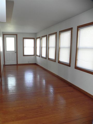 31765 M-60, Leonidas, MI 49066