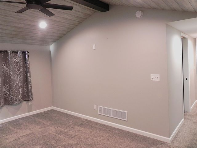 31765 M-60, Leonidas, MI 49066