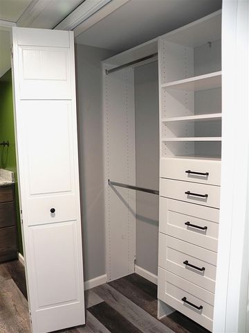 31765 M-60, Leonidas, MI 49066