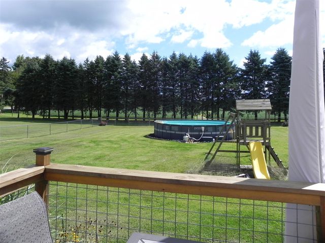 31765 M-60, Leonidas, MI 49066