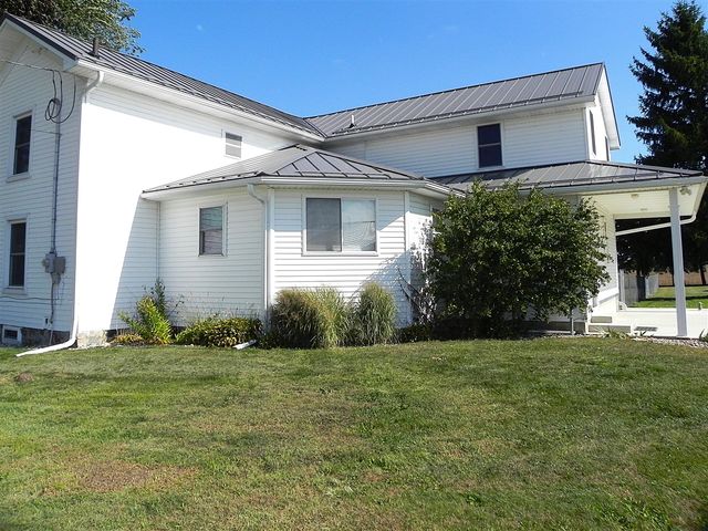 31765 M-60, Leonidas, MI 49066