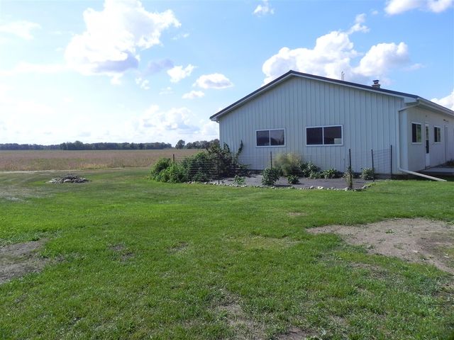 31765 M-60, Leonidas, MI 49066