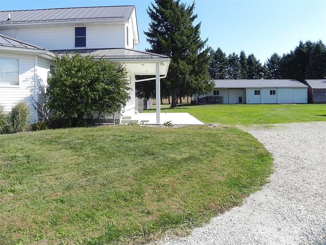 31765 M-60, Leonidas, MI 49066