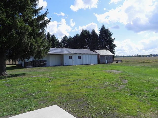 31765 M-60, Leonidas, MI 49066