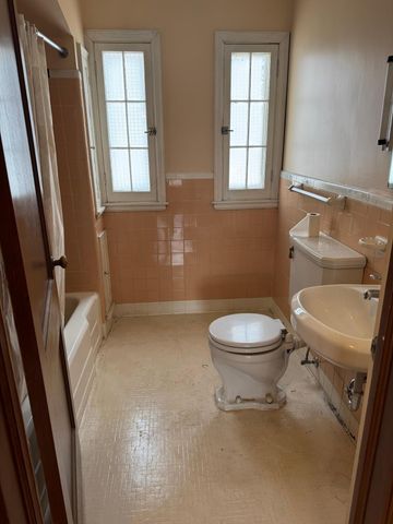 429 Fremont Street, Anoka, MN 55303