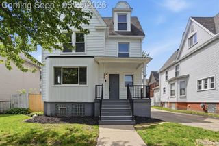 255 Poplar Street, Wyandotte, MI 48192