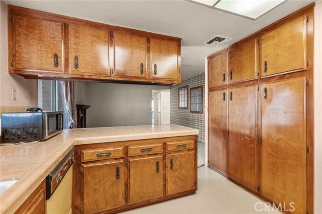 7515 Pinon Drive, Yucca Valley, CA 92284