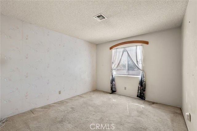 7515 Pinon Drive, Yucca Valley, CA 92284