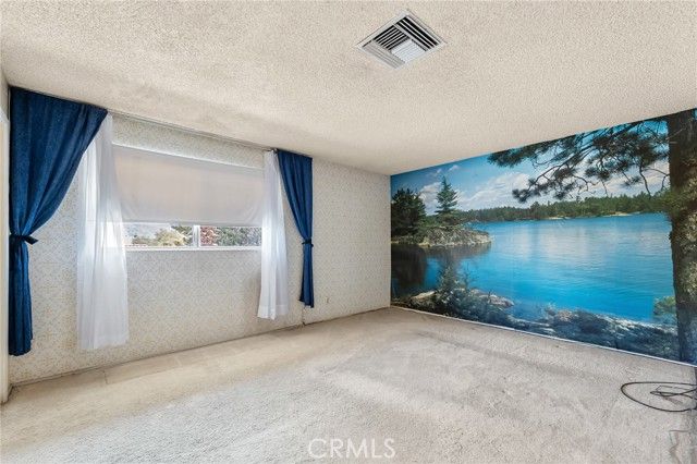 7515 Pinon Drive, Yucca Valley, CA 92284