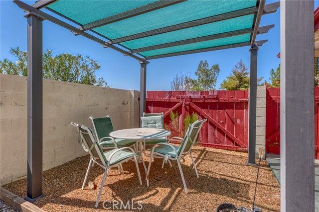 7515 Pinon Drive, Yucca Valley, CA 92284